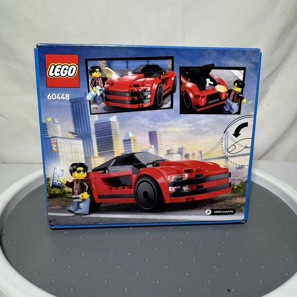 LEGO City Sports Car 60448 Complete Set 109 Pieces with Minifigure, Sealed